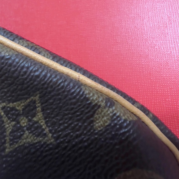 🌵Authentic Louis Vuitton Keepall 45 in Monogram🌵 - Picture 15 of 15